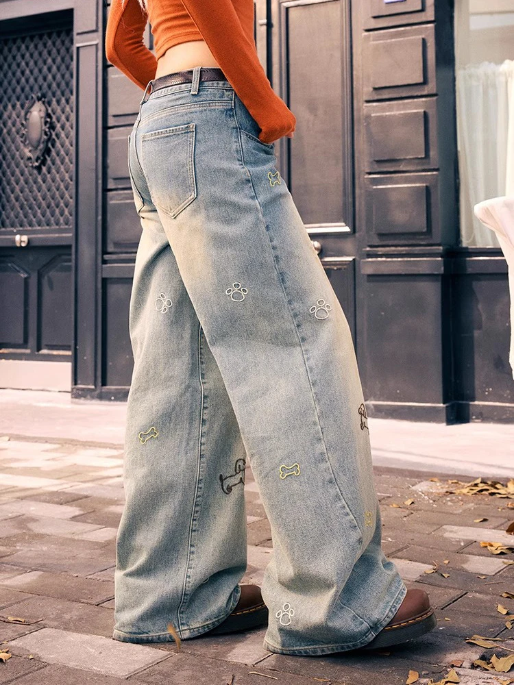 刺繍ストレートジーンズ女性の夏のハイウエストデザインセンスカジュアルファッション気質スリムワイドレッグパンツ