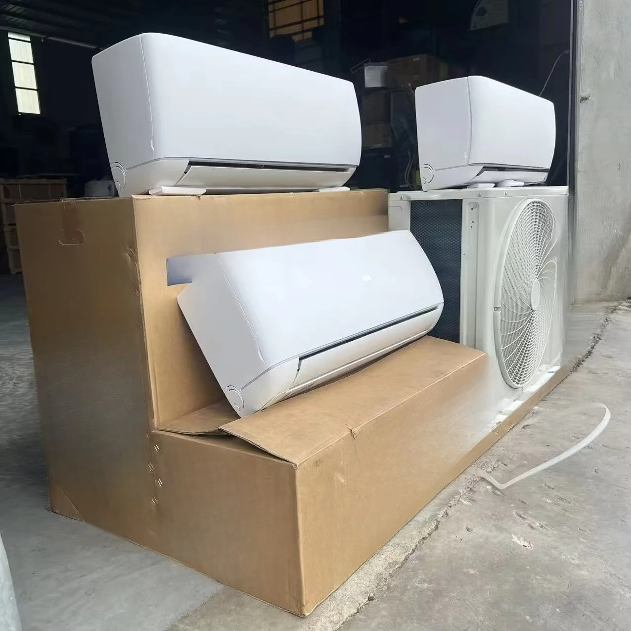 BAXI UK Leading Brand 3 Zone Multiple Split Air Conditioner Mini Split 3X9000btu DC Inverter Heat Pump R32 A++ EU Standard