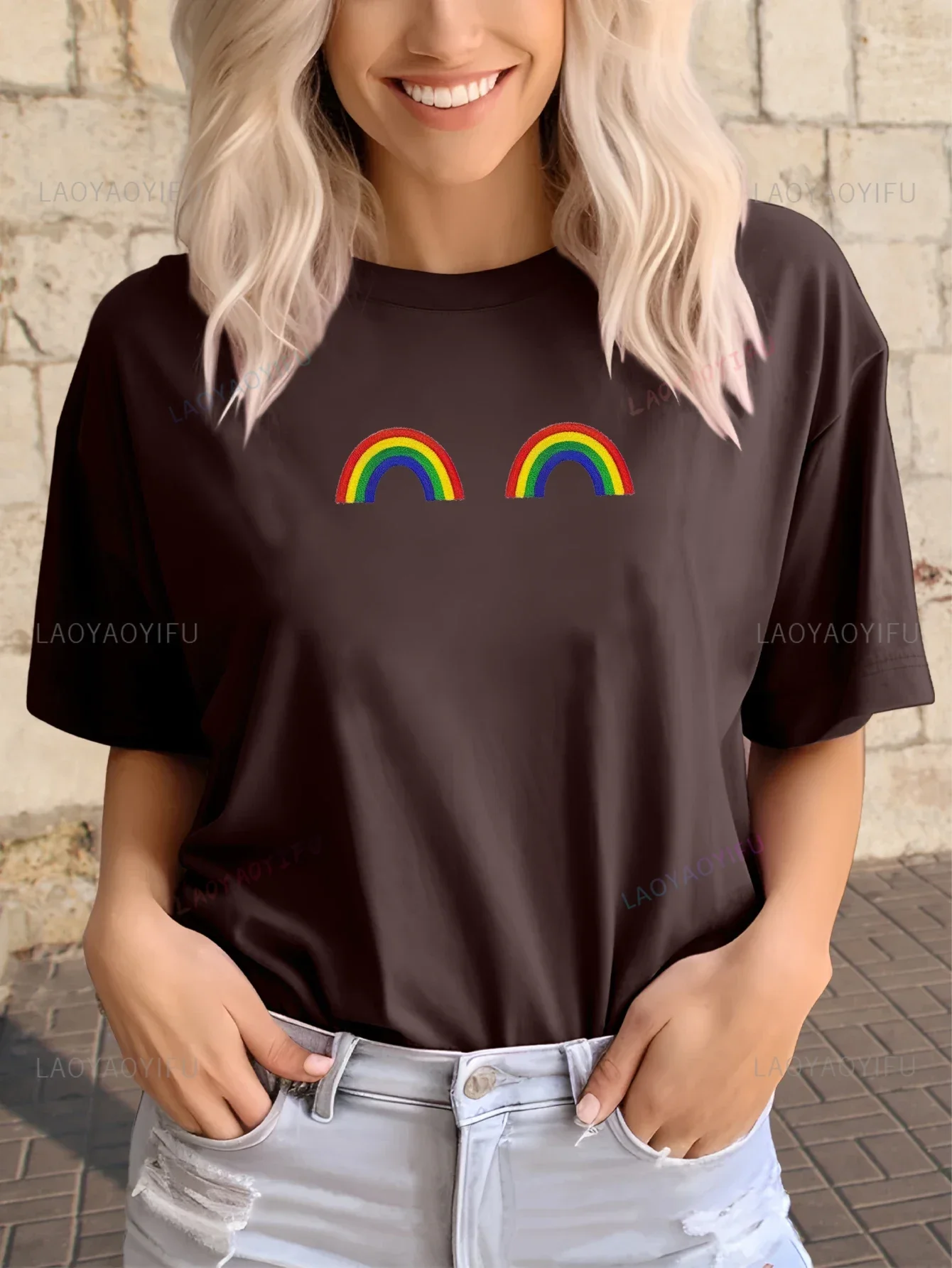 

Футболка женская хлопковая с коротким рукавом, вышивкой и круглым вырезом