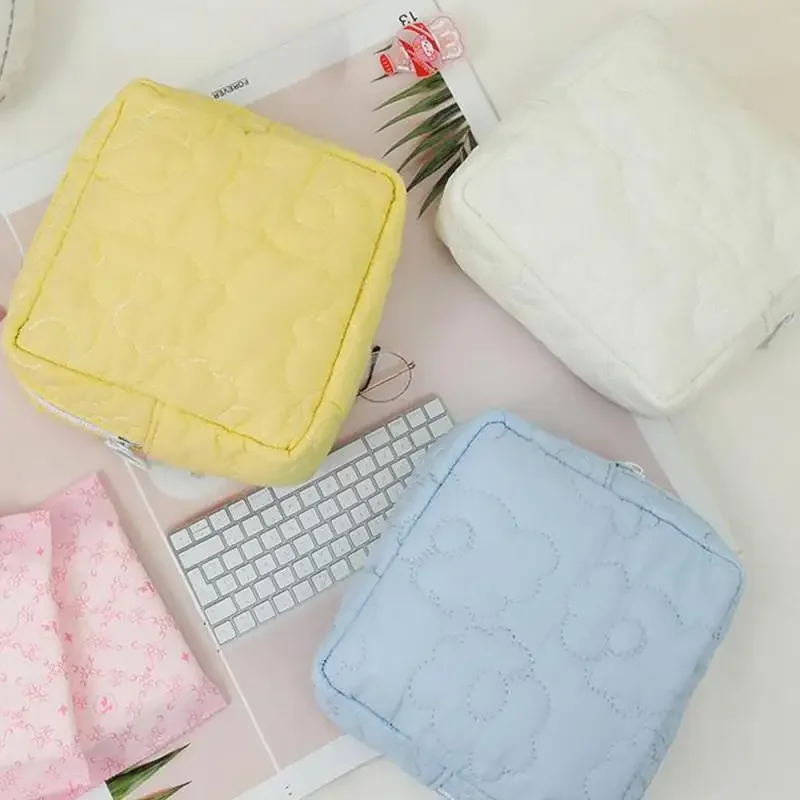 Women Flower Sanitary Napkin Storage Pouch Polyester Cotton Period Bag Flower Design Makeup Bags Travel Storage Bag