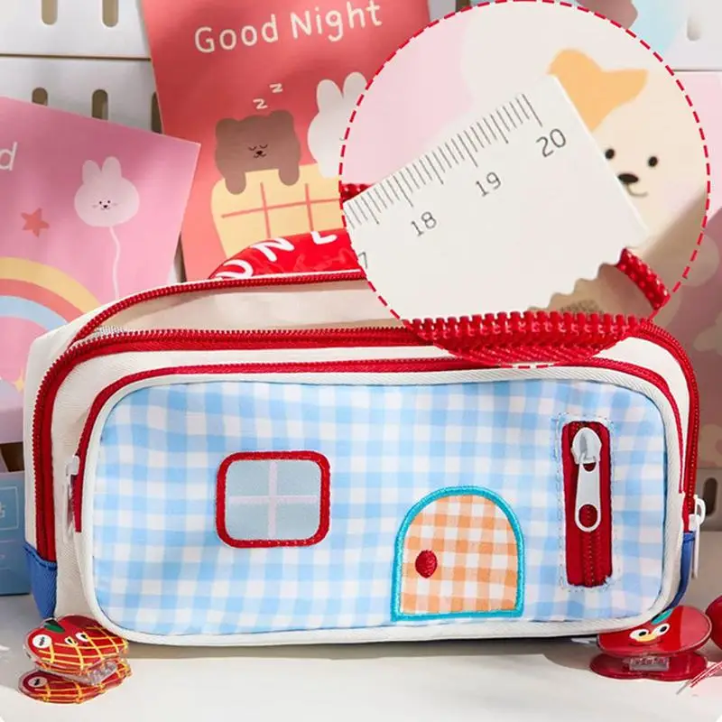 Niedliches kleines Haus-Gingham-Federmäppchen mit großer Kapazität und verstärktem Griff für den täglichen Gebrauch von Schülern und Kindern in der Schule. – Detail 12