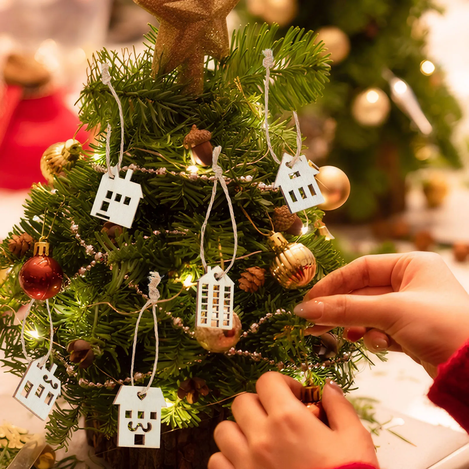 

100Pcs Blank Wood Slices DIY Graffiti Wood Pieces for Handmade Art Projects Natural Safe Wooden Craft for Parent-