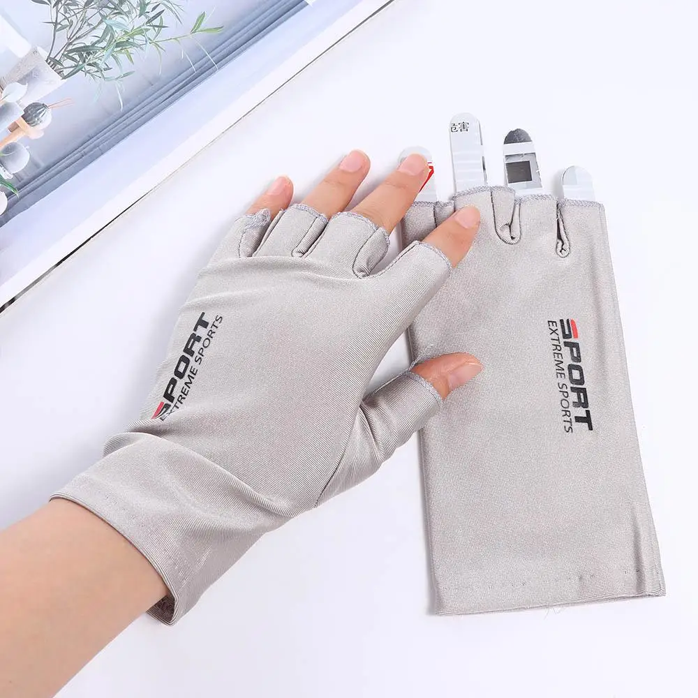 Gloves Ice Silk Half Finger Gloves Cycling Gloves Women Gloves Summer Sunscreen Gloves Touch Screen Gloves Men Fishing Gloves