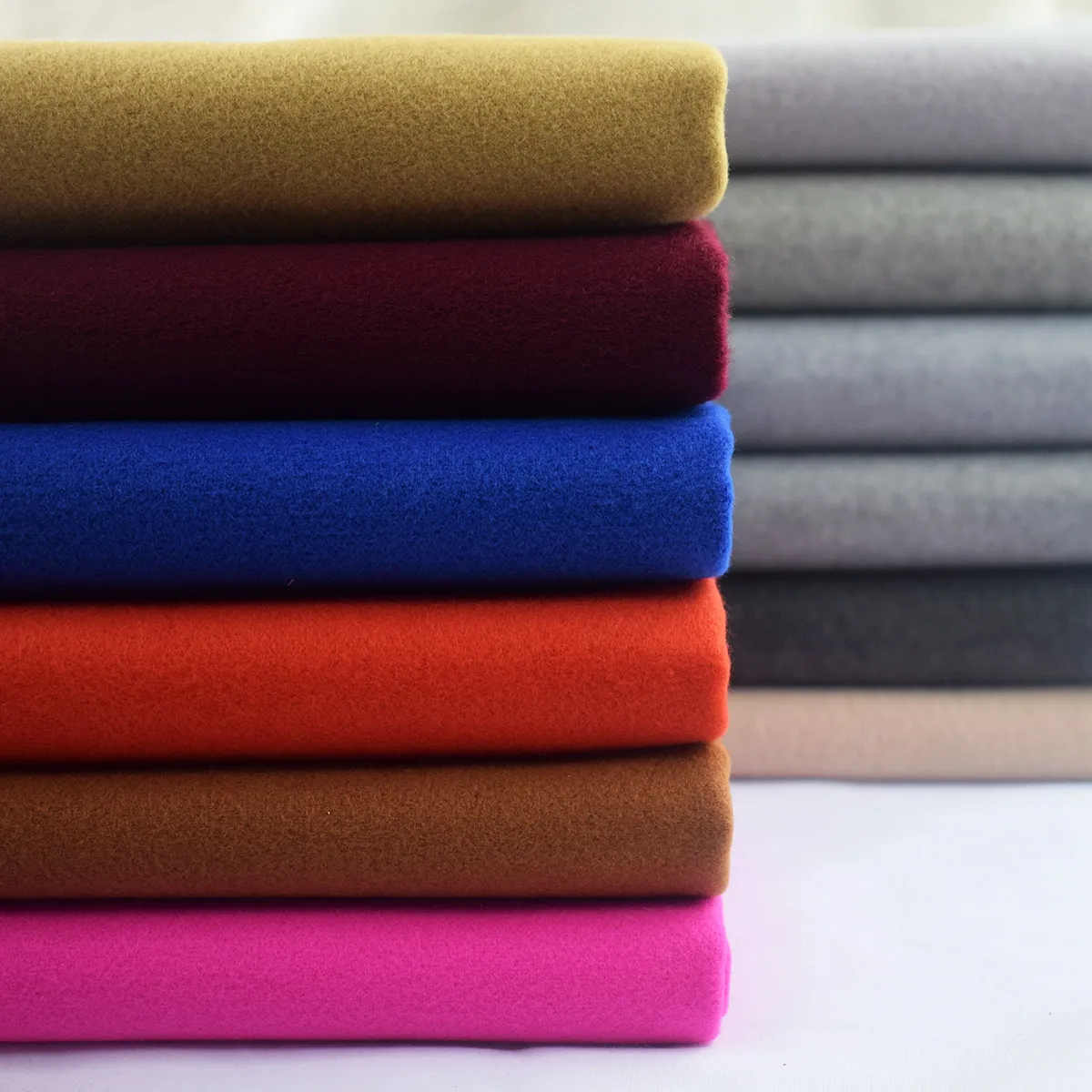

Thickened Double-Faced Brushed Cashmere Wool Fabric,Solid Color Wool-Like Material for Clothing DIY Coats AC077