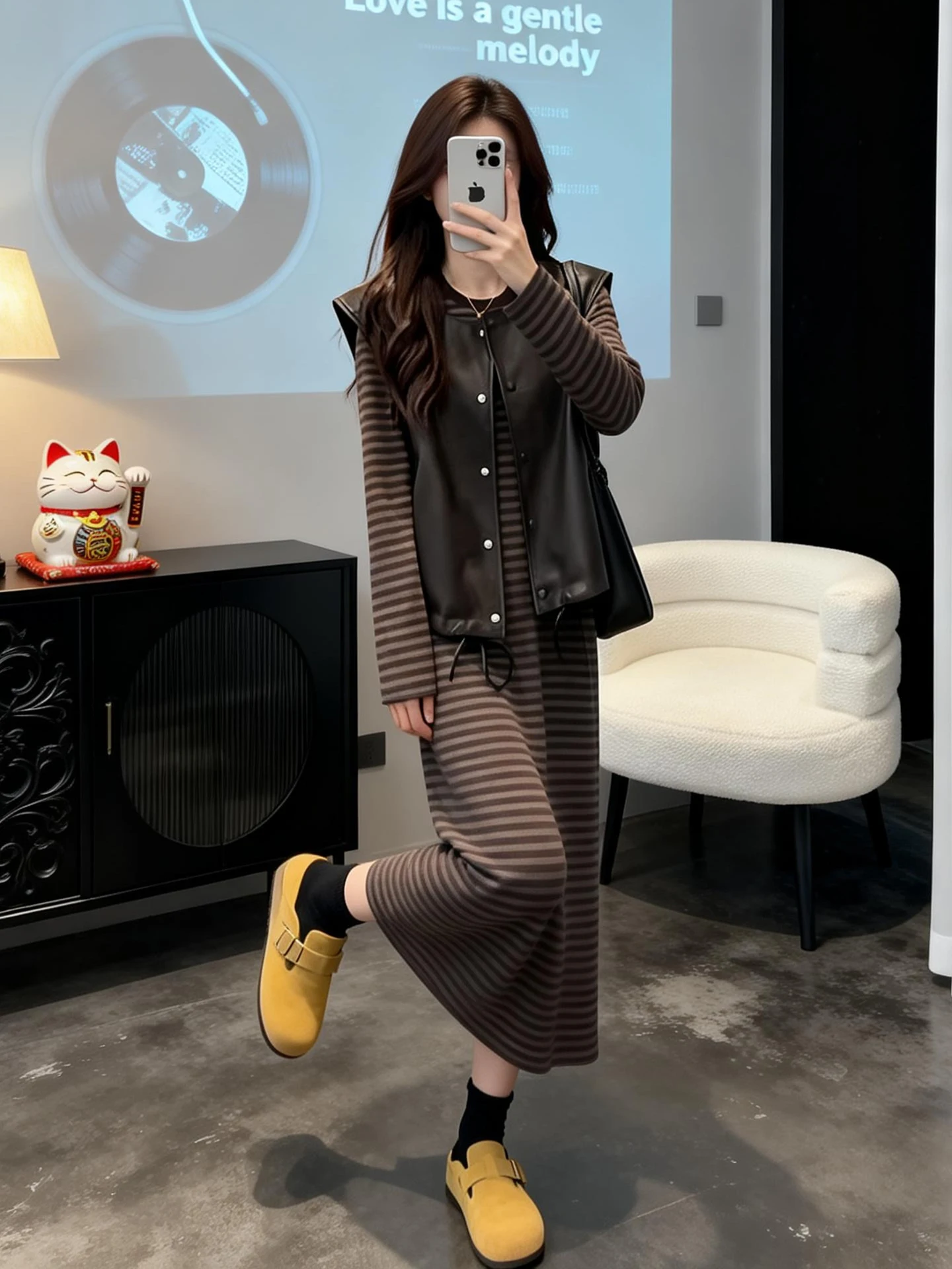 

Burgundy Stripe PU Leather Vest Dress Set 2026 Spring Autumn Lazy Style Personality Sweatshirt Dress Two Piece Set