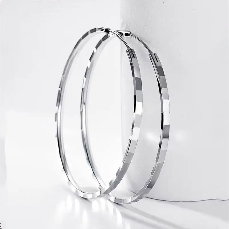 Neue Mode Klassiker Einfache Große Runde Creolen für Frauen Edelstahl Kreis Mädchen Glänzende Zarte Party Frauen Schmuck – Detail 3