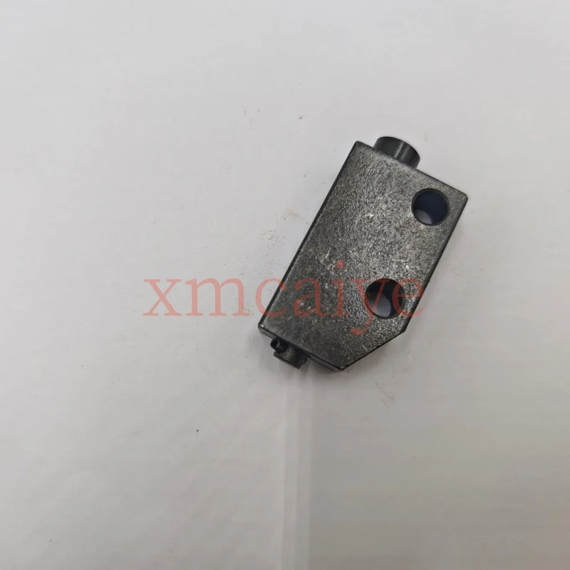 

71.010.003 93.205.037 SM102 Printing Machine Ink Roller Plate Top Block Seat Printing Machine Parts