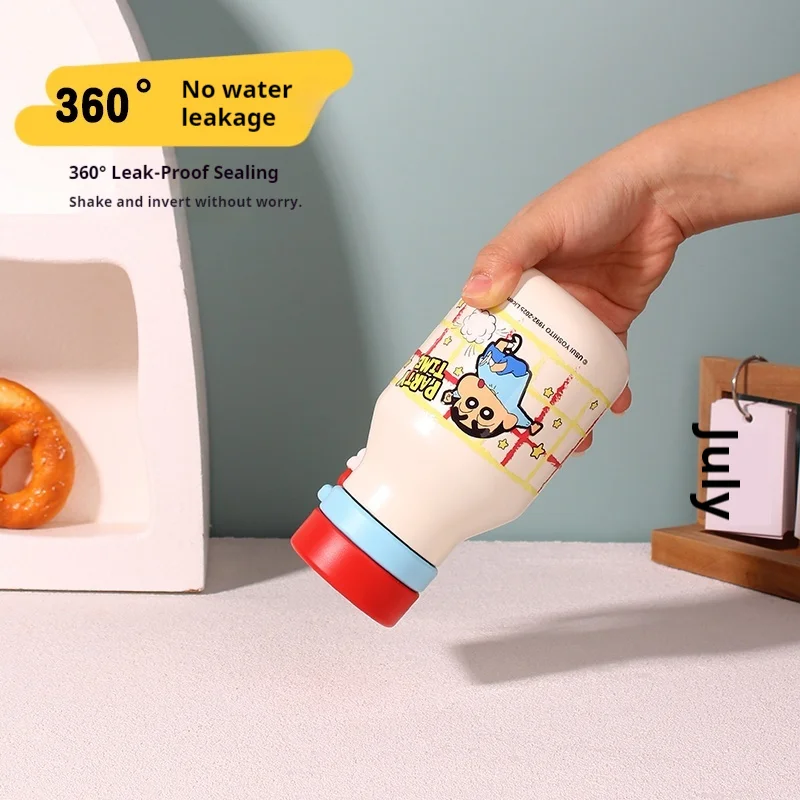 Kawaii Crayon Shin-Chan 470ml Gelas Minuman Dingin Produk Terlaris Produk Baru Kartun Kawaii Luar Ruangan Portabel Kapasitas Besar Hadiah Lucu