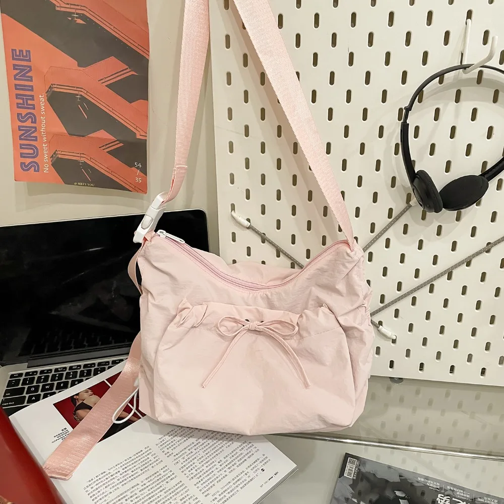 

Sweet Korean Style Nylon Shoulder Bag Oxford Cloth Pleated Bow Crossbody Bag Lightweight Tote Bag Drawstring Bag Women