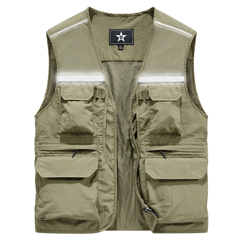 Men Outdoor Leisure Fishing Vest Men New Multi Pocket Hiking Photography Waistcoat Reflective strip design Sleeveless Vest Male