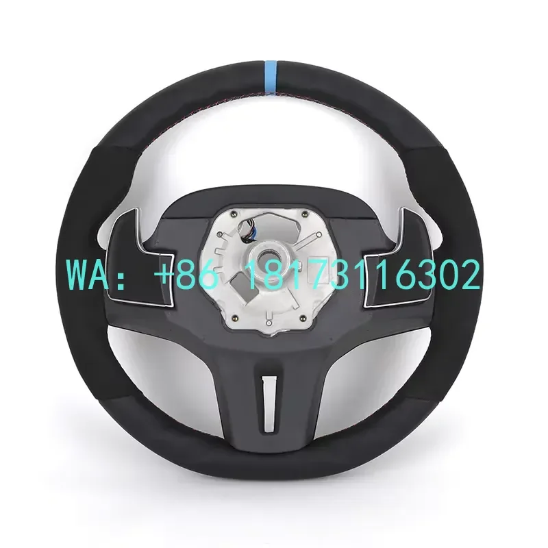 China Plant 2026 With Glossy Carbon Trim Half Steering Wheel G11 G20 G30 M2 G87 M3 G80 G81 M4 G42 G82 M5 F90 G