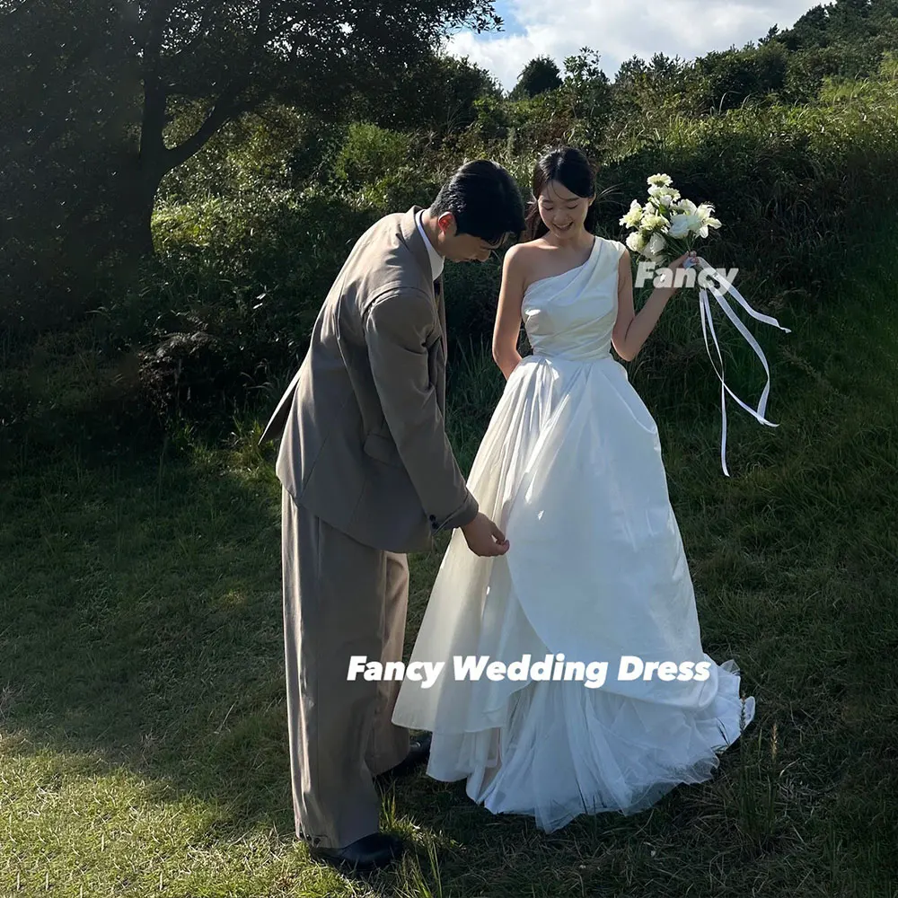 Fancy Princess One Shoulder Wedding Dress Korea Photo Shoot A Line Soft Satin Bridal Gown Sleeveless Floor Length Customized