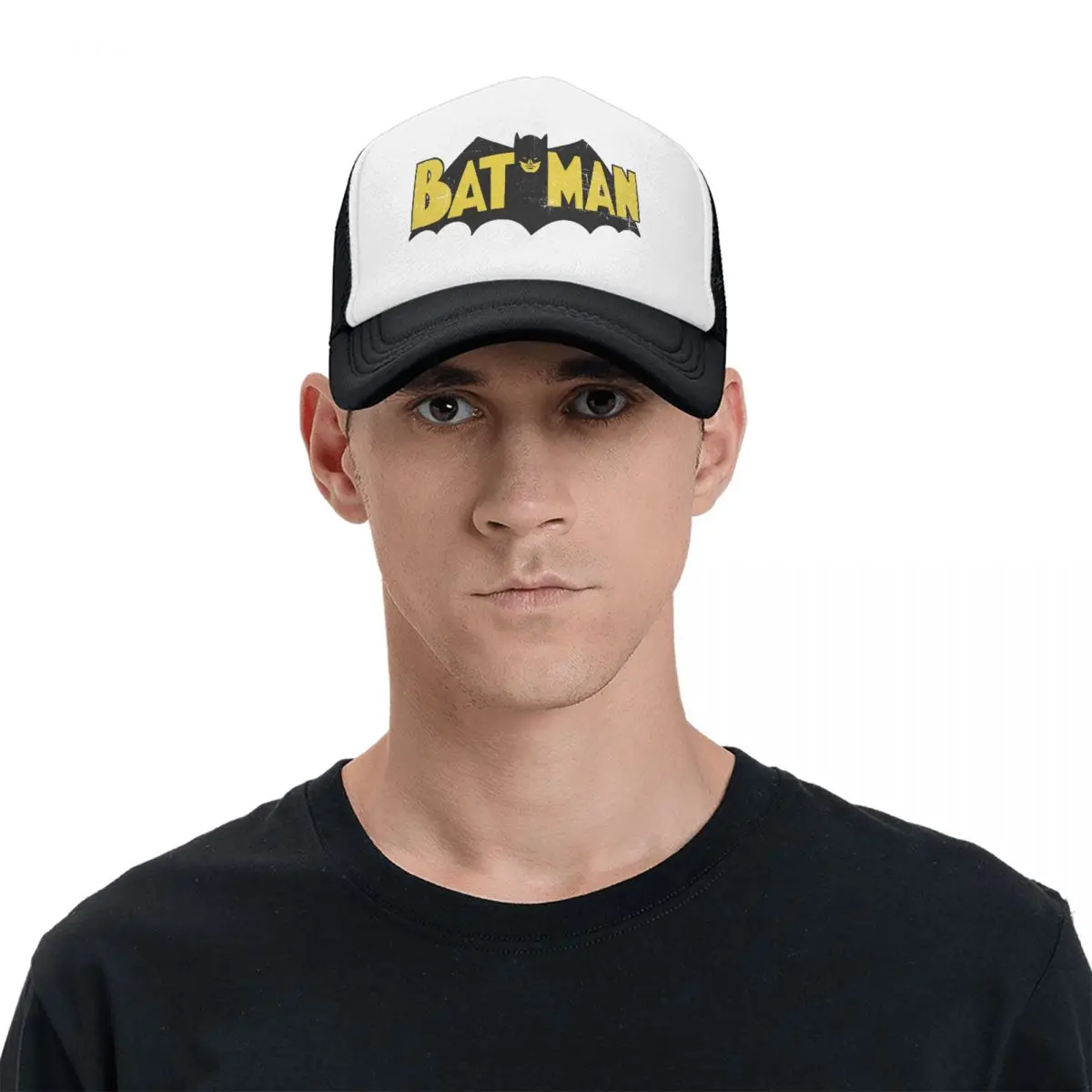 Adult Bats Man Retro Logo Trucker Cap Outdoor Mesh Baseball Caps Dad Hat Trucker Worker Cap Adjustable Sports Cap Spring