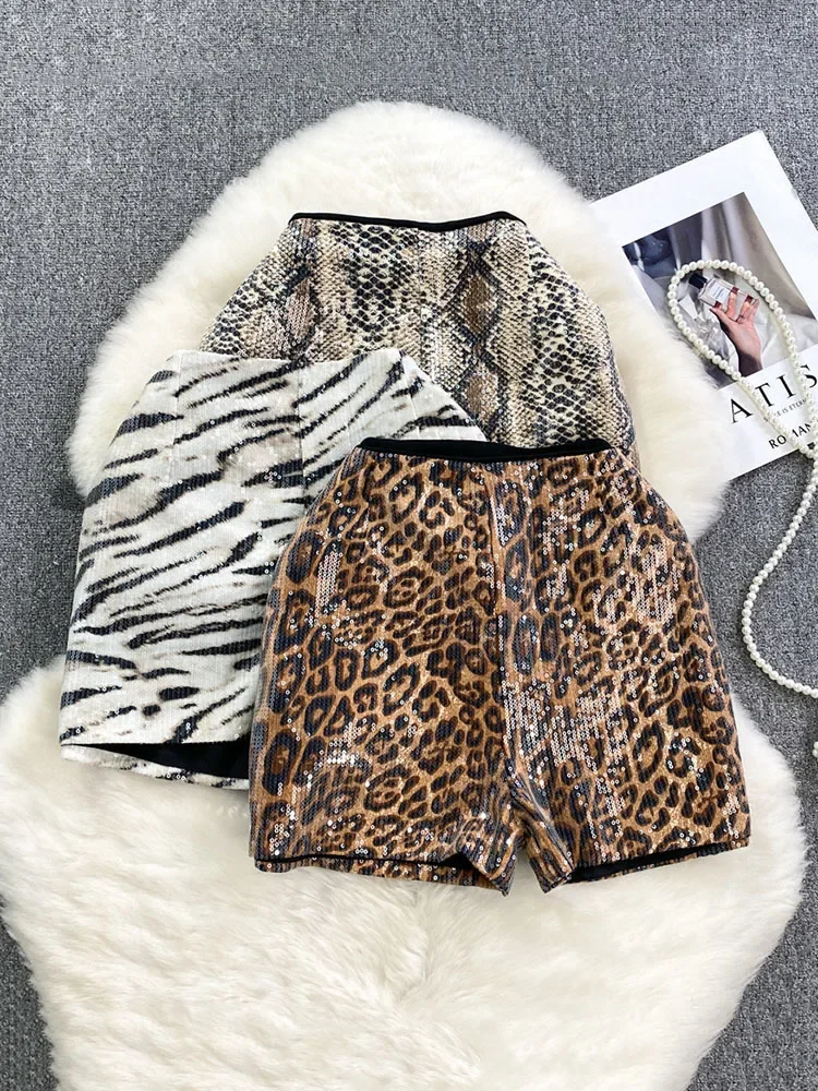 

2025 New Fashion Sexy Women's Sequins Leopard Short Autumn New Collection High Waist Wide Leg Short Pant Female Trendy
