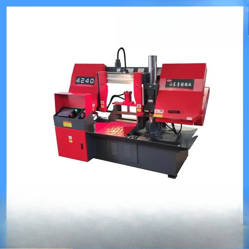 Fully automatic feeding 4240 numerical control sawing machine.