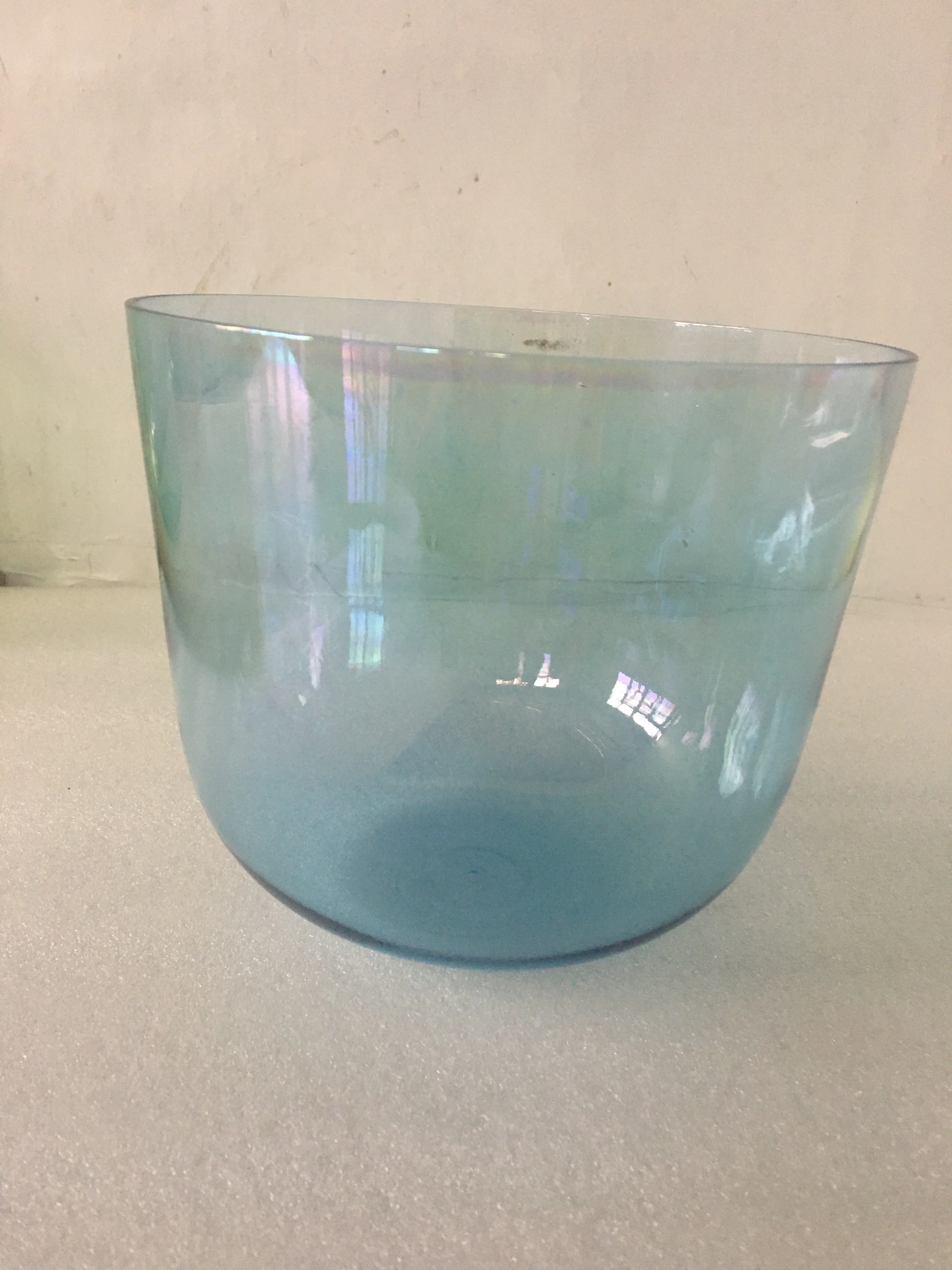 Star Linkup Alchemy Magic Blue Quartz Crystal Singing Bowl, Approximately 7.25 Inch, 3rd Octave G# Note Thyroid Chakra, Tunable 432Hz / 440Hz Perfect Pitch, Vibrational Sound Healing Percussion Instrument for Yoga Meditation, Chakra Balancing, Stress Reli