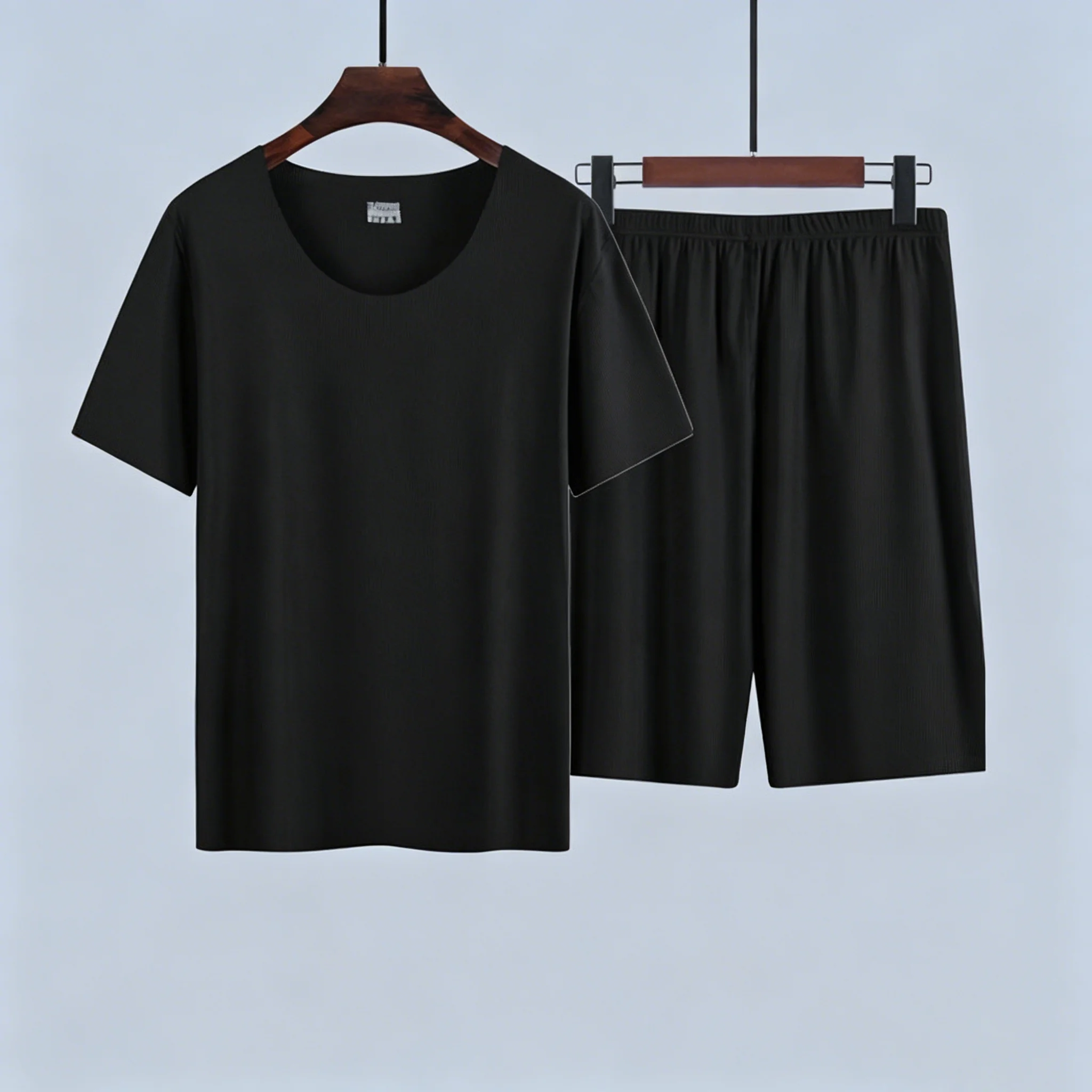 Summer lightweight men's large-sized pajama set made of ice silk, seamless short-sleeved shorts, round-neck casual summer attire