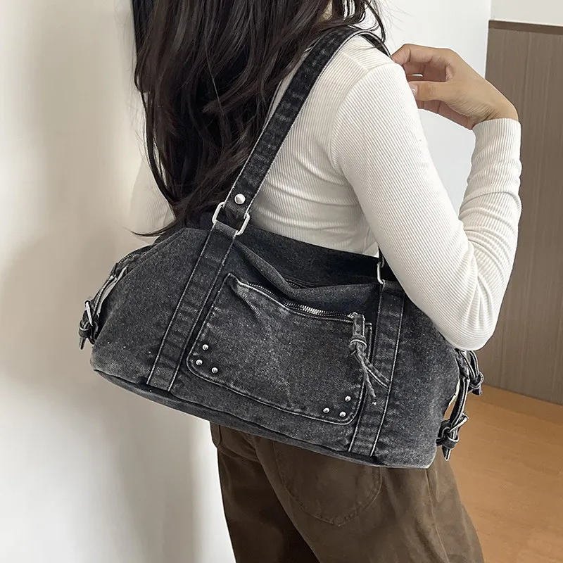 Casual denim tote bag for women2026New autumn collection: large-capacity shoulder bag and tote bag for short trips