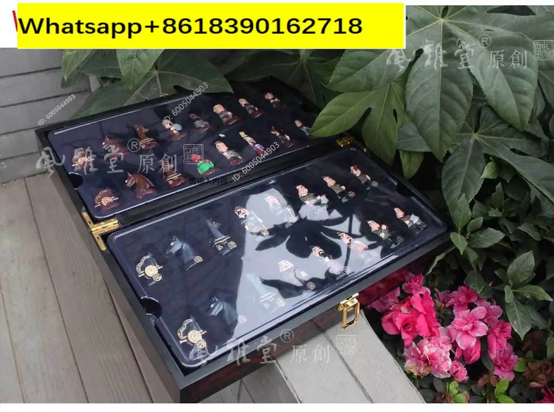 Three Kingdoms three-dimensional character chess to send gifts with Chinese characteristics to foreigners, creative gifts