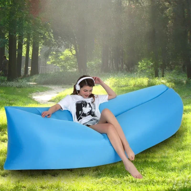 The comfortable  companion for outdoor camping, this  inflatable sofa allows you to  relax  and enjoy nature to the fullest.