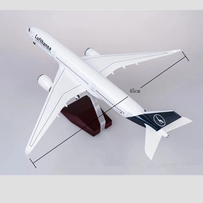 47cm 1:142 Scale Diecast Plastic Resin Model Lufthansa Airbus A350 Airplane With Light and Wheel Model Collection Display