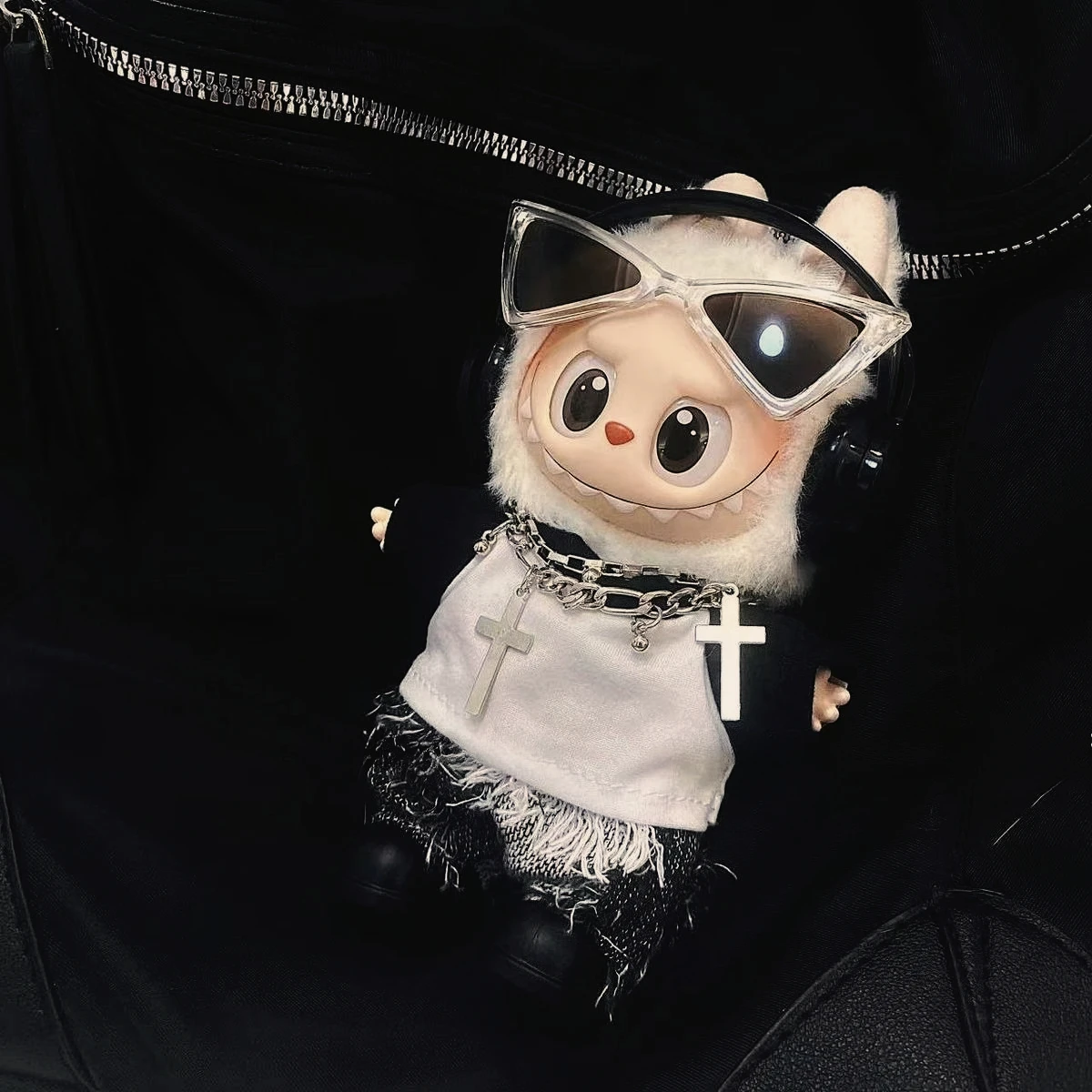 

Cool for Labubu Clothes Plush Hoodie Idol Dolls Jumpsuit Fashion Clothing for Korea Kpop Fans 15-17cm Doll Accessories