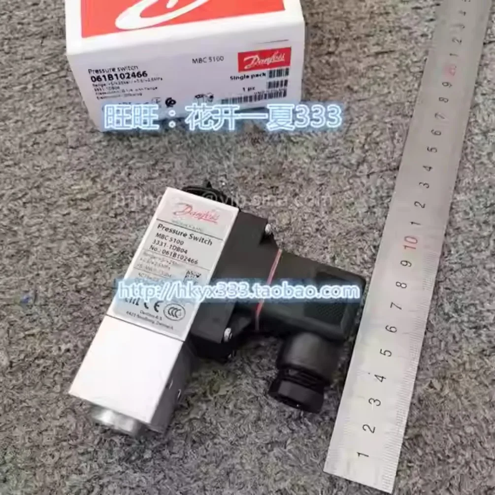 New for DANFOSS pressure controller MBC5100-3331-1DB04 061B102466