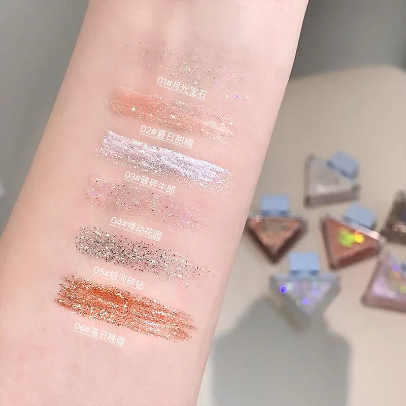 Luminous and Colorful Liquid Eyeshadow Liquid Fine Shimmer High Light Eyeshadow Ultra-fine Brush Head Easy To Use For Beginners