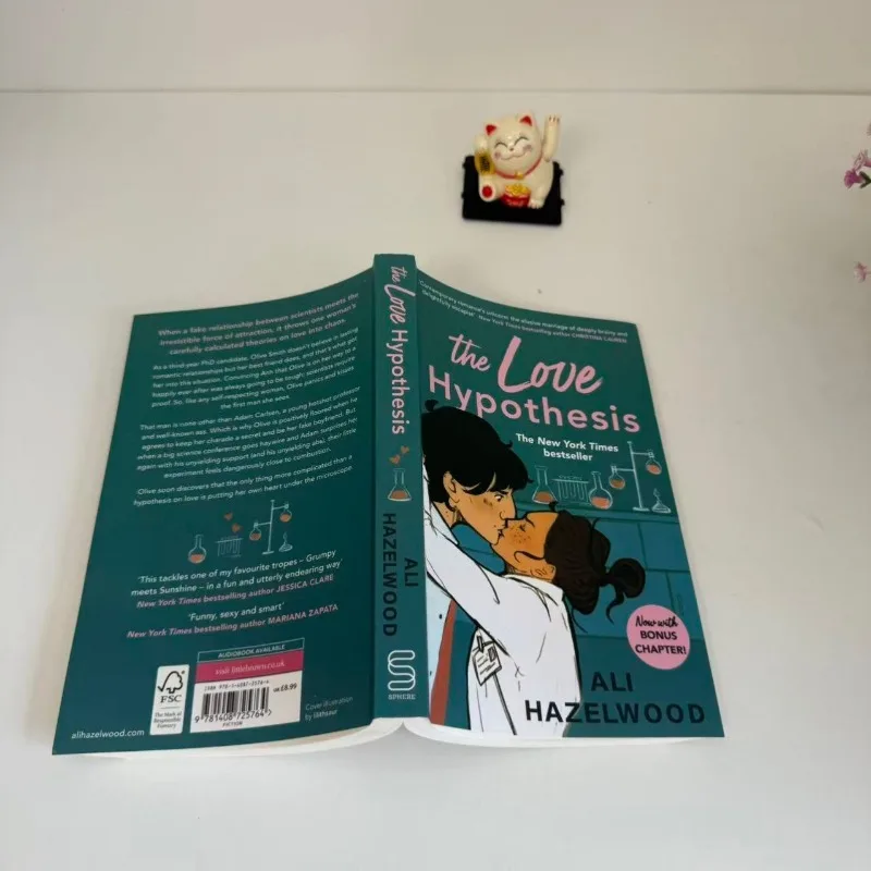 نفق الحب من تأليف علي هازلوود كوميديا الرومانسية الأكاديمية وهمية يؤرخ تروب الجذعية قصة حب شعور رواية جيدة