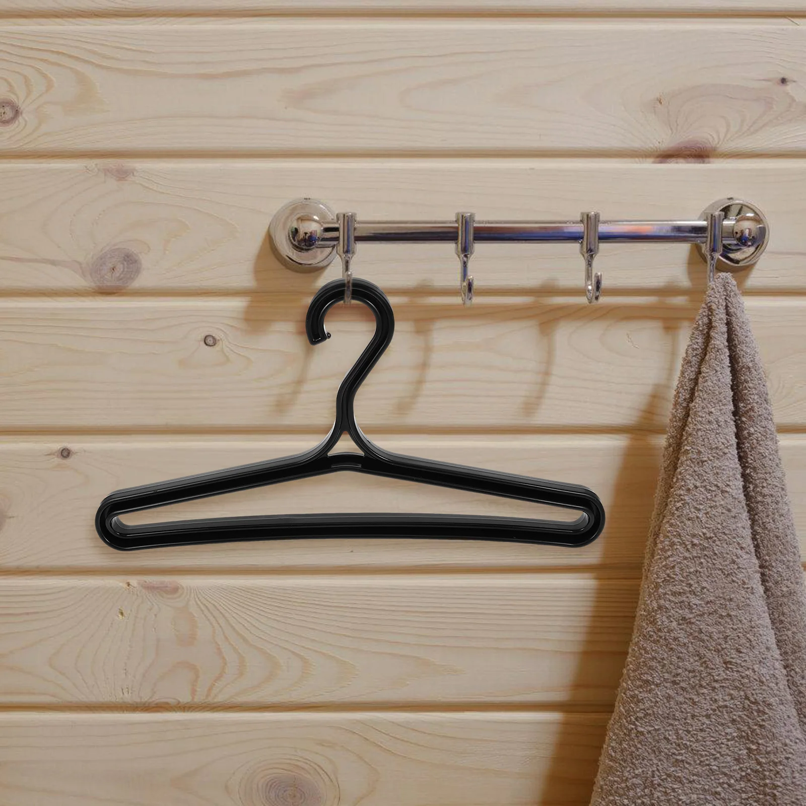 

Plastic Wetsuit Hanger Heavy Duty Nonslip Fast Drying Vent Design For Surfing Outdoor Adventures Diving Gear Holder