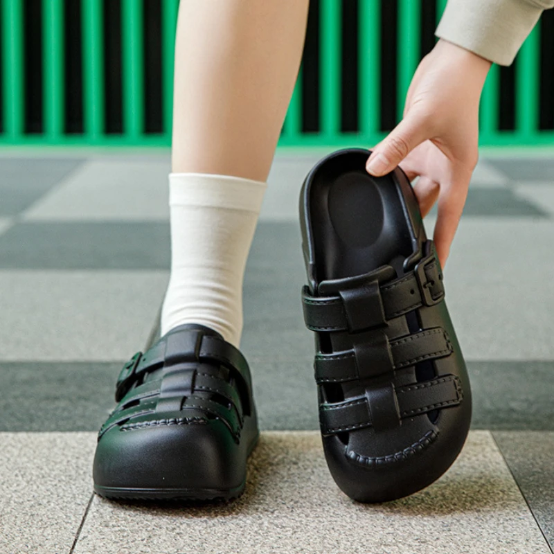 Sandal Platform Rumah Wanita Baru 2025 Sepatu Musim Panas Santai Sandal Slip-On Mode Slide Jalan Dalam Ruangan Wanita Potongan EVA Lembut