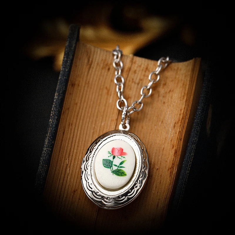 Vintage Gothic Ovaler Schöner Blumen-Anhänger Halskette Eleganter Persönlichkeits-Kreativ-Anhänger für Damen Hexen-Schmuck Geschenk