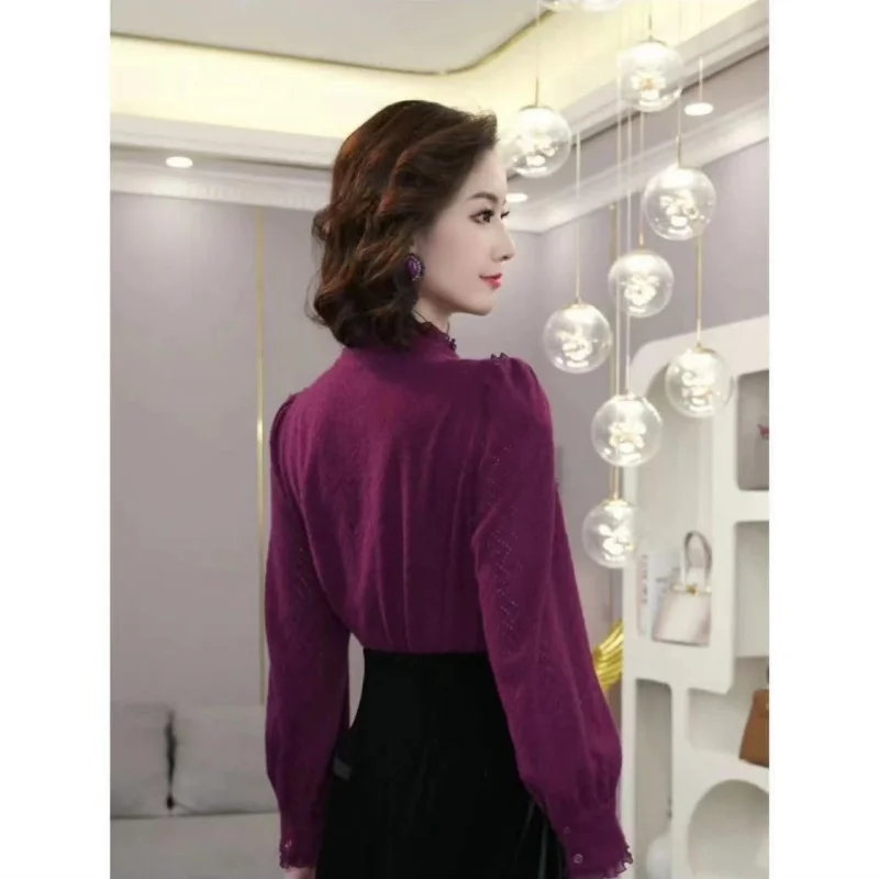 High-End-Samtbluse im französischen Stil für Damen, 2025, neuer Herbst, dick, lila, einreihig, langärmelig, Damen-Plisseehemd