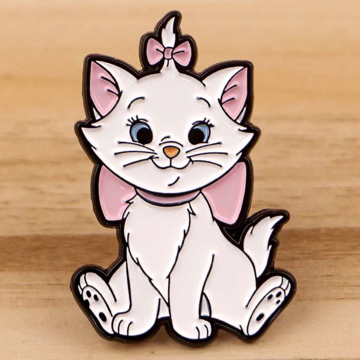 Cute Cat Enamel Pin Lapel Pins for Backpacks Brooches for Women Cartoon Jewelry Clothes Badge Cosplay Accessories Gift Toys