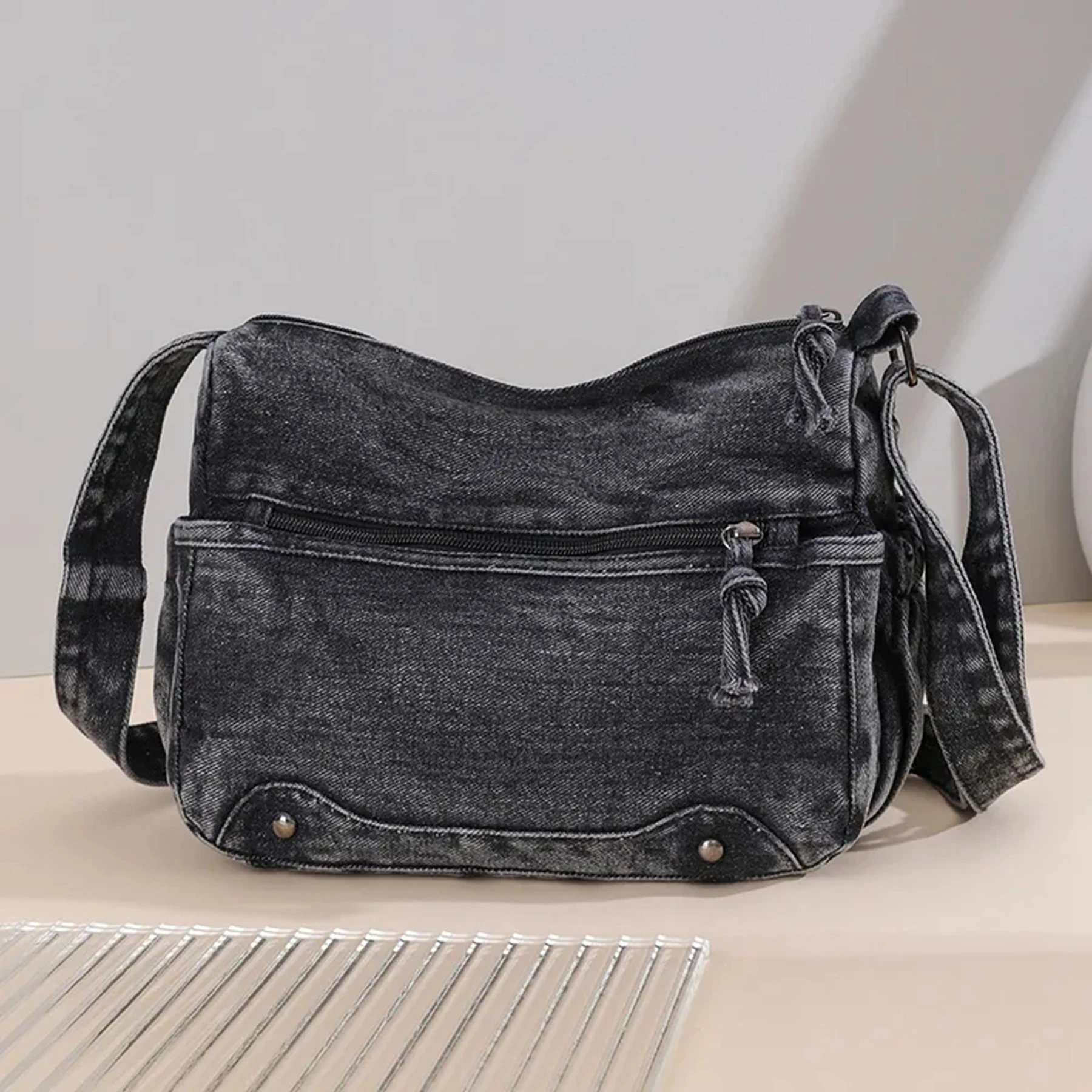 Unisex Denim Crossboday Bags Women Multi Pockets Jean Shoulder Bag Blue Black Tote Handbag Purse Men Travel Bag