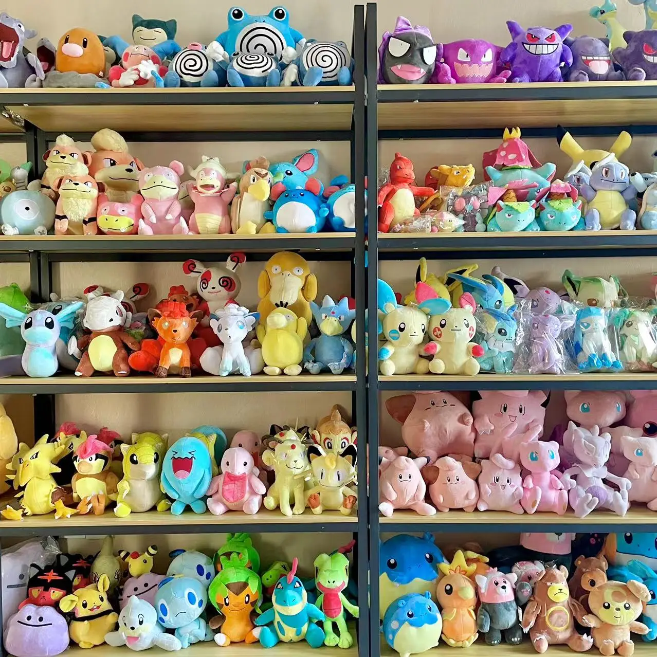 20cm nuovo Pokemon Cyndaquil Chikorita Pikachu peluche carino Golduck Quilava Squirtle bambola Cartoon Marill Ditto Plushie regalo per bambini