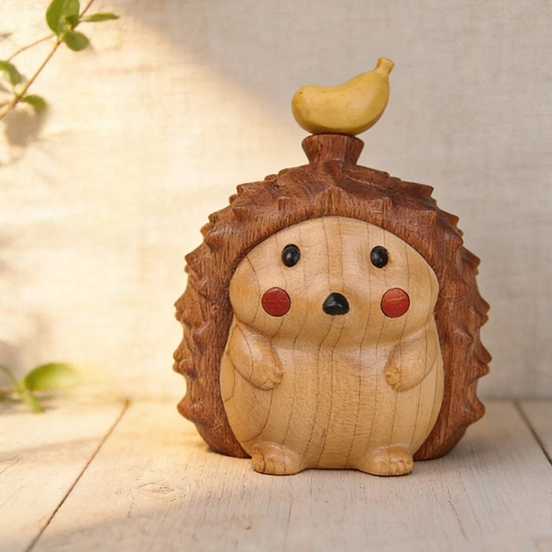 2027 Sandalwood Carved Little Hedgehog Ornament Cute Home Bedroom Desk Office Fidget Hand Piece Wooden Animal Craft Home Decorat
