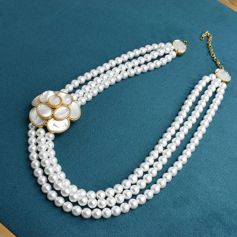 

French Vintage Natural White Shell Camellia Pearl Necklace Real Gold Plated Pearl Flowers Choker Jewelry Birthday Gift for Women