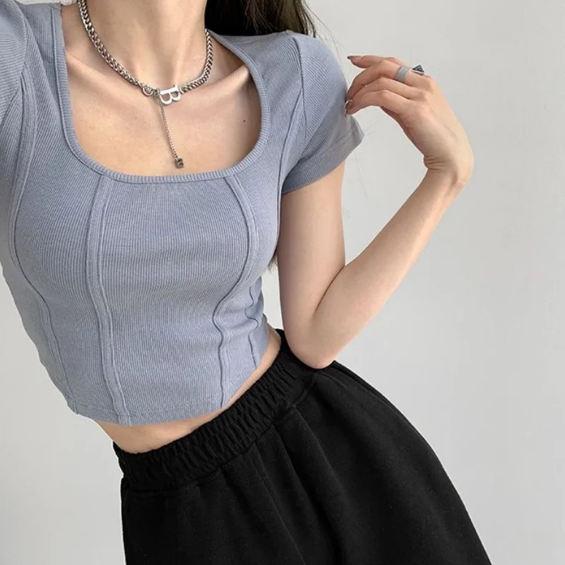 2026 Neue Sommer Damen T-Shirts Slim Fit Alltags-T-Shirts Damen Quadratischer Ausschnitt Kurze Oberteile Mädchen Ins Mode Dünne Kleidung