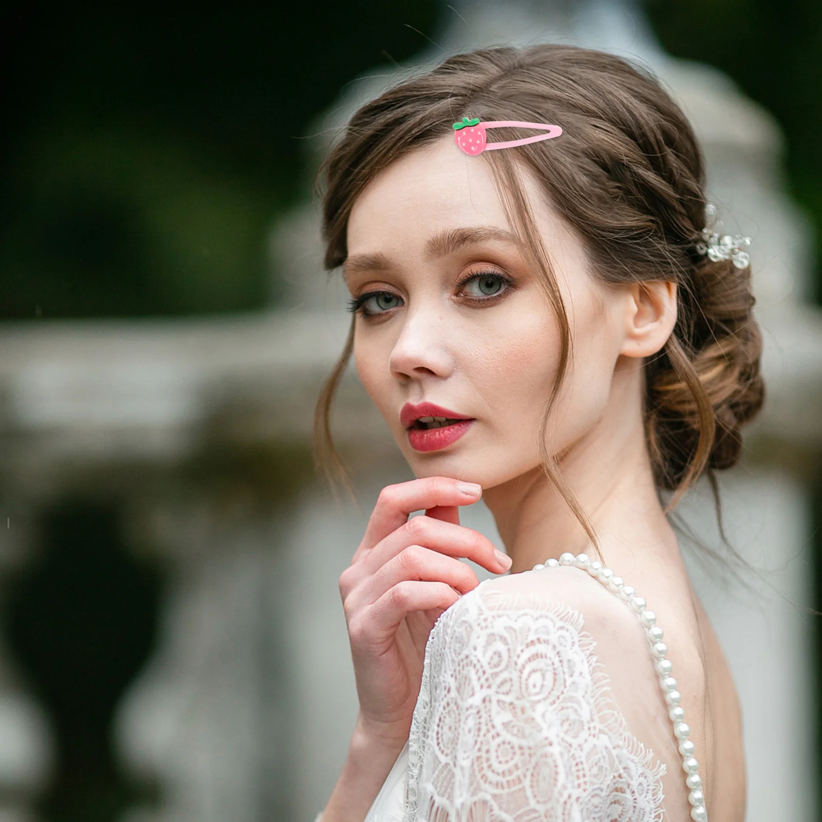 

20Pcs Bright Strawberry Hair Clip Cute Hairpins Party Hair Accessories Cartoon Strawberry Clips for Various Hairstyles