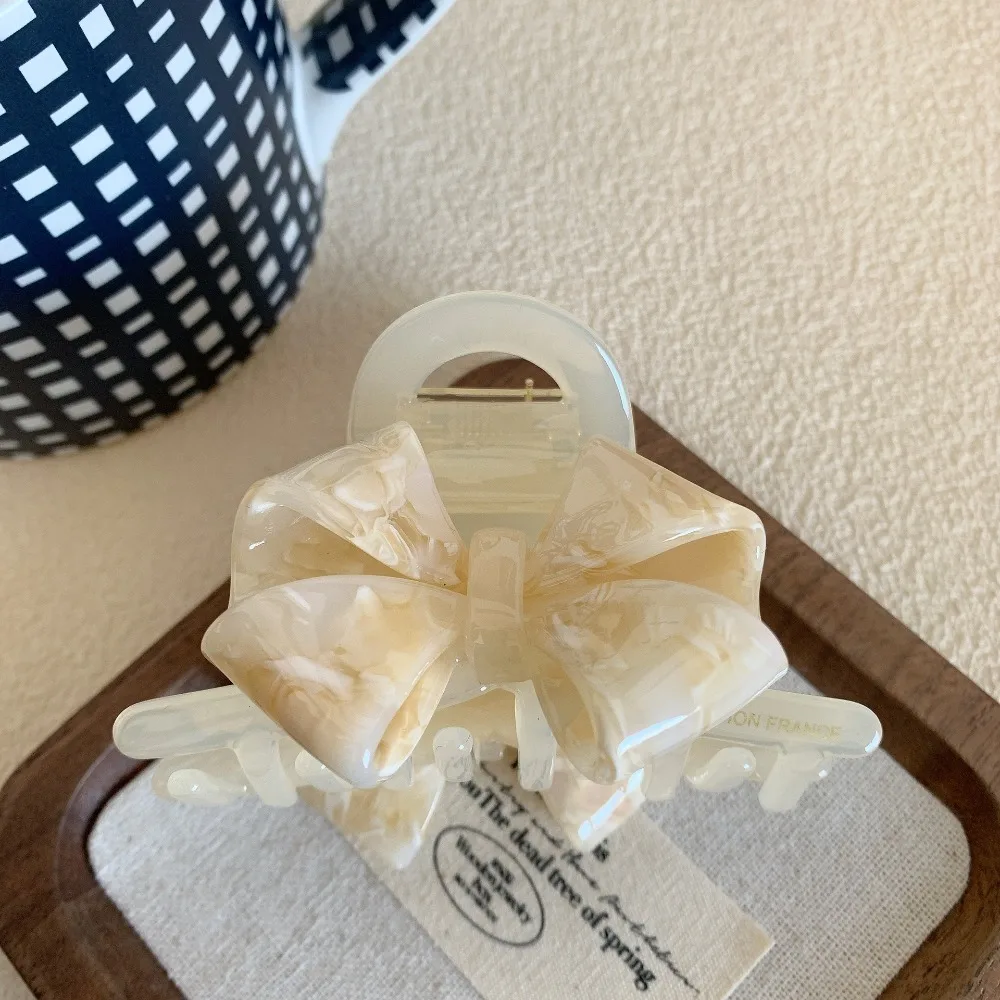 

Personalized Jelly Retro Bow Acetate Hair Claw Hair Clip Headwear Solid Color Shark Clip Hairpin Geometry Shark Clip Girls