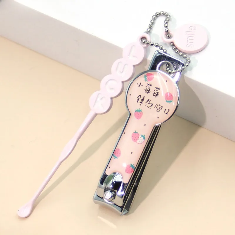 2 sets of cartoon flat-nose nail clippers, with ear scoops for easy portability