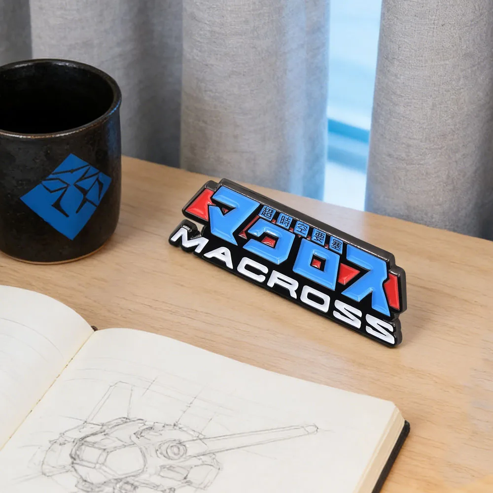Super Dimension Fortress Macross Logo Emaille-Anstecker Super Robot Fantasy Heißblütiger TV-Anime-Abzeichen Geschenk für Sci-Fi-Liebhaber Sammlerstück – Detail 10