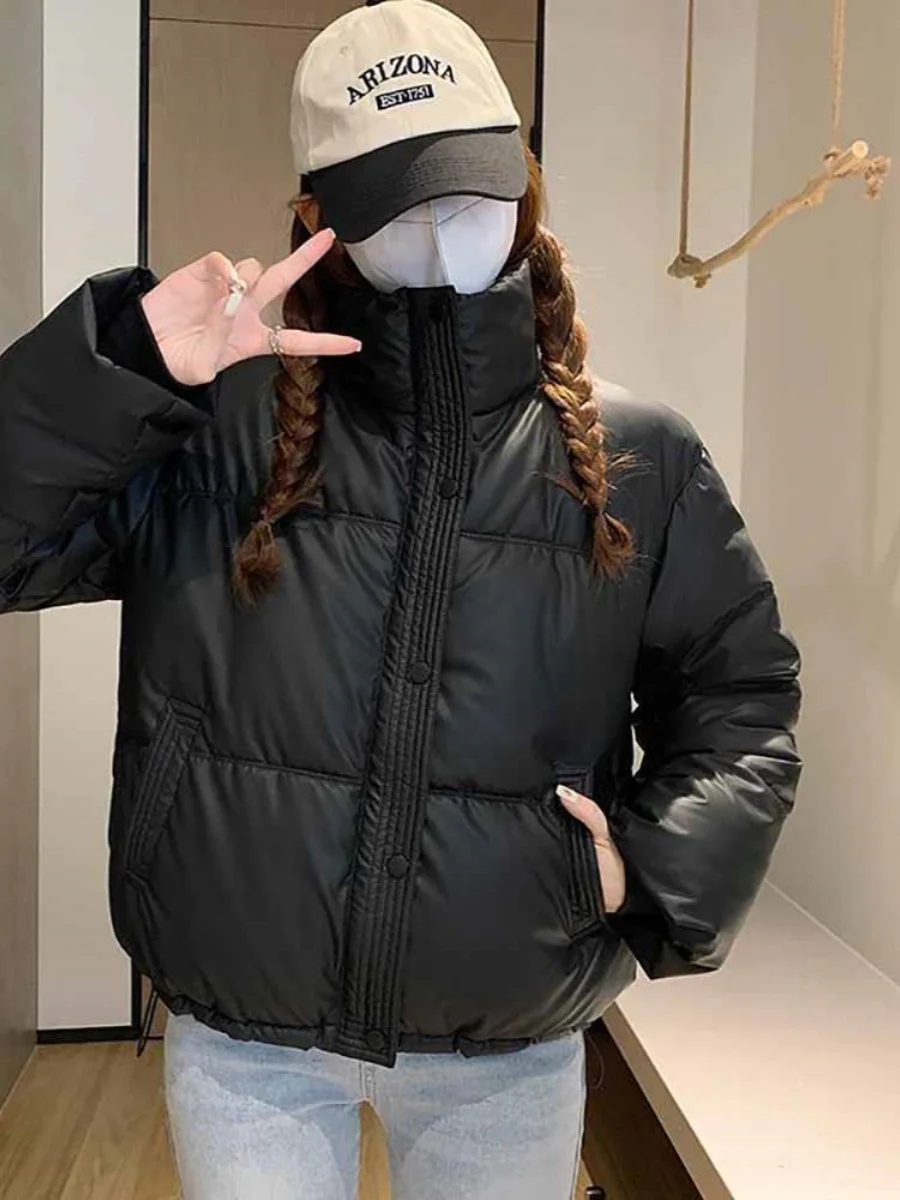 

Новинка! Уникальная женская хлопковая куртка в корейском стиле из искусственной кожи кофейного цвета с молнией, длинными рукавами и свободным кроем.