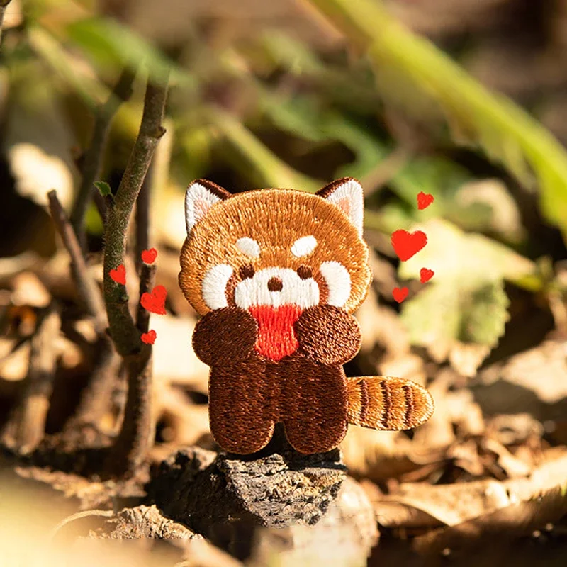 Cute Red Panda Embroideried Patches For Girls Bag Iron On Patches Small Glue Sticker For Kids Clothes Hairclip Designer Decorate