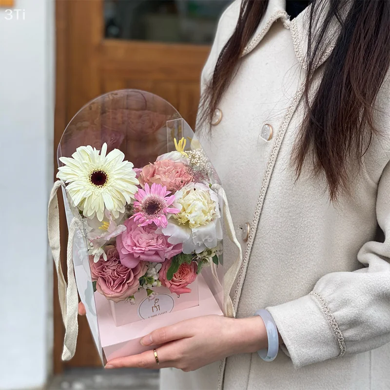 Rose Flower Hand Packaging Box Waterproof Transparent Flower Art Arrangement Paper Box Portable Tote Florist Supplies Package