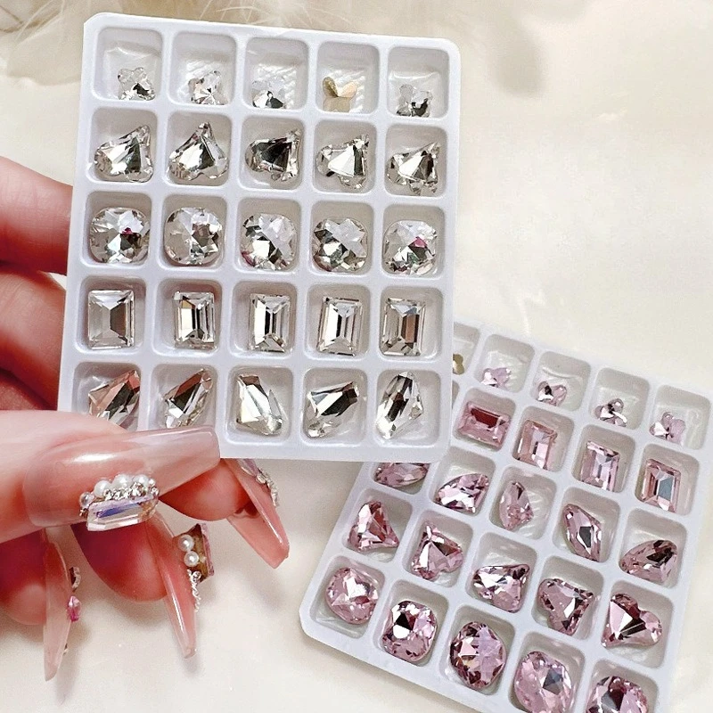 Gemengde witte ronde heldere parel Nail Art Charms Gemengde grootte Nail Art Strass Mini Stalen Bal Klinknagel Strass Nagelaccessoires