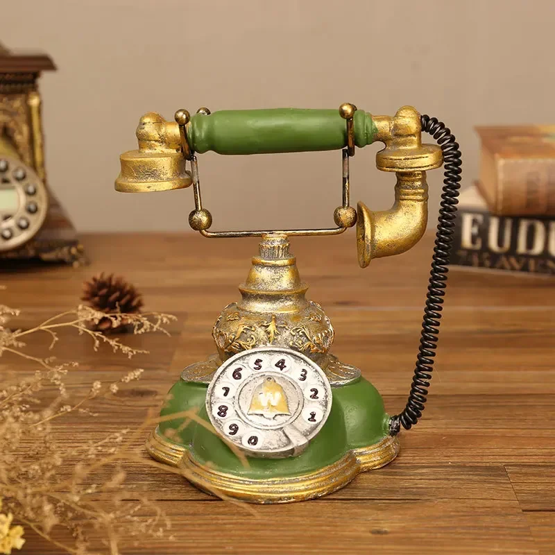 Creative Retro Telephone Model, Antique Ornament, Bar Craft, Home Decoration, Entertainment and Ornamental Integration