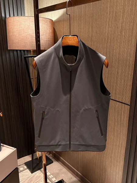 High Quality Men's Pure Color Stand Collar Vest 2026 Autumn New Style Versatile Casual Wear Polyester Fiber Standard Fit
