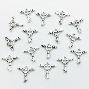 10/20Pcs Antik Perak Sayap Malaikat Kunci Jantung Kreatif Pesona untuk Membuat Perhiasan Gelang Kalung Anting-Anting Gantungan Kunci DIY Handmad 10 pesona sayap penjualan terbaik - №